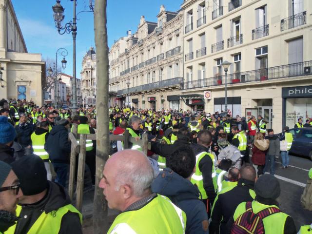 Gilets Jaunes Bézier